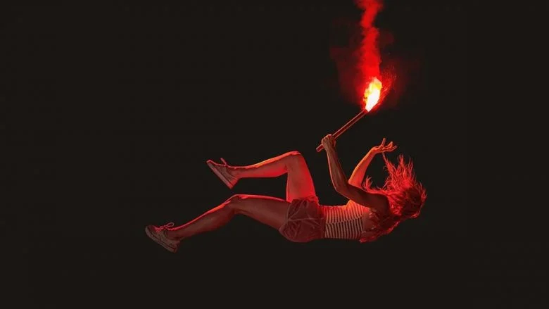 Chica con fuego