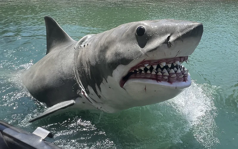 El motivo real por el que apenas vemos al tiburón en 'Tiburón' no fue genio creativo de Spielberg, fue que el tiburón no funcionaba