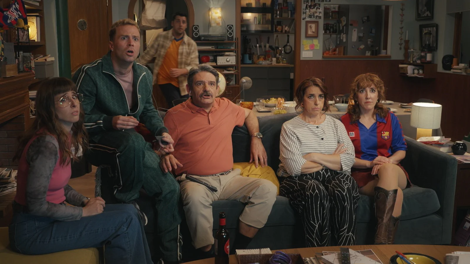 Movistar Plus+ estrena 'La casa nostra', la nueva comedia de situación catalana con público en directo