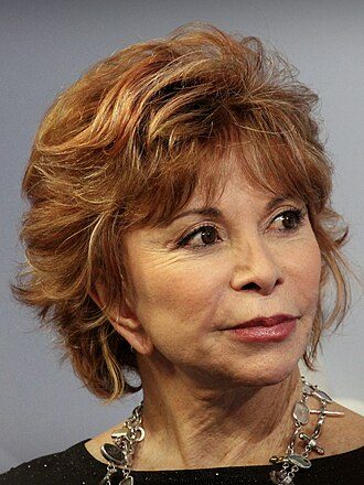 Isabel Allende, escritora: 'Escribe sobre lo que te emociona a ti, porque solo lo que te conmueve profundamente puede conmover a los demás'