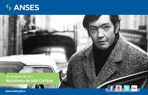 Julio Cortázar, escritor: 'Andábamos sin buscarnos, pero sabiendo que andábamos por encontrarnos'