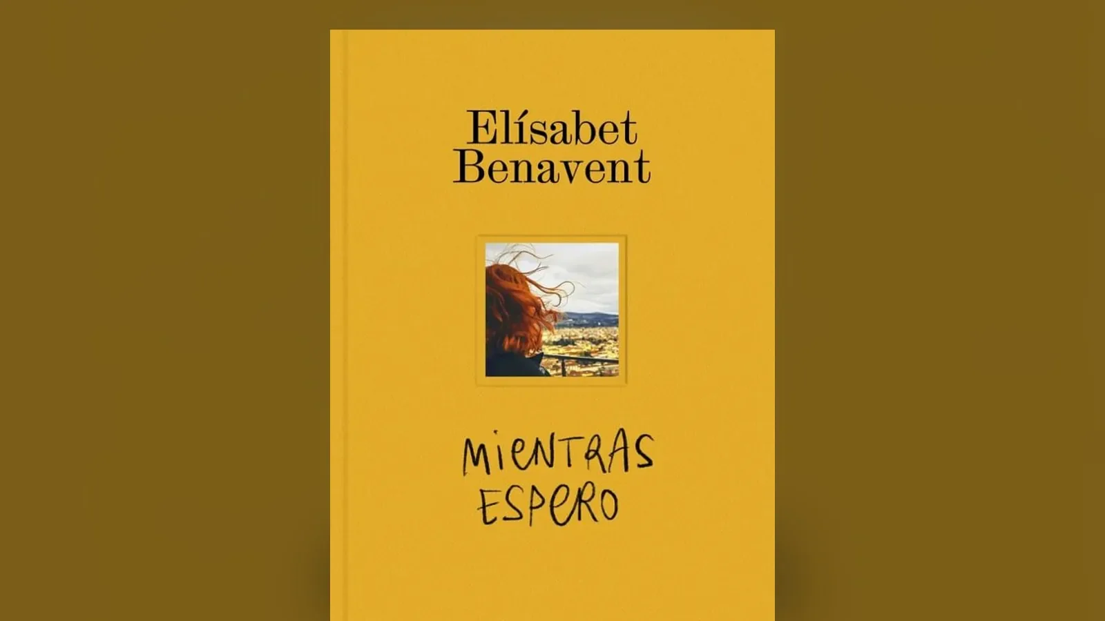Mientras espero, de Elísabet Benavent