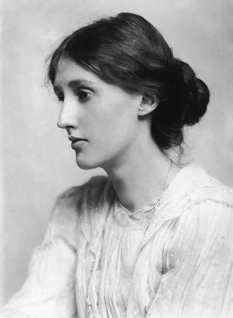Virginia Woolf, escritora: 'Una mujer debe tener dinero y una habitación propia si va a escribir ficción'