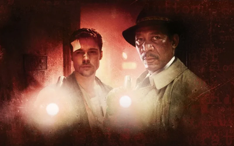 Brad Pitt metió en su contrato que la cabeza de su mujer tenía que quedarse dentro de la caja en 'Se7en', y el estudio intentó cambiarlo hasta el último momento