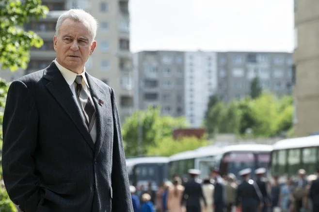 Los expertos coinciden: 'Chernobyl' es la mejor serie histórica de la historia, y estas son las 3 que no deberías perderte después